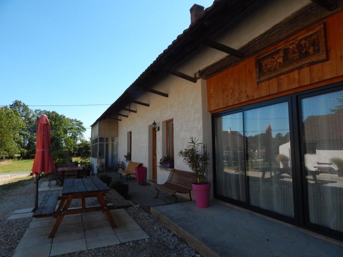 Gite Chez Marcel Et Bea La Chapelle-Saint-Sauveur  Eksteriør bilde